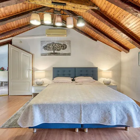Floreano By Interhome Lejlighed Opatija
